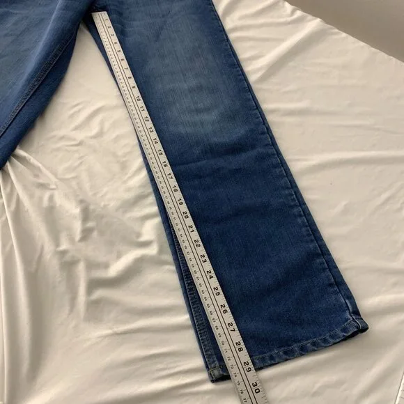 Levi's Women's 505 Regular Straight Leg Dark Wash Jeans Blue Size 29 - Picture 7 of 7